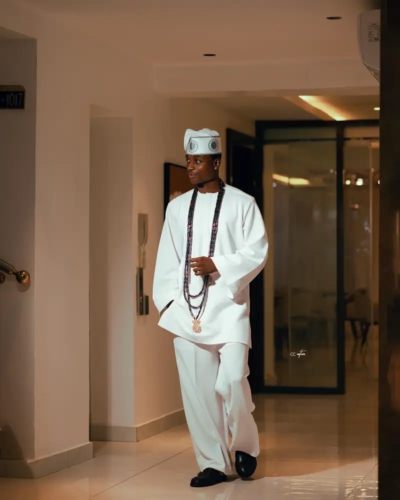 White Contemporary Easy Wear Casual
